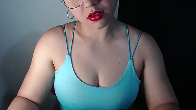 Snapshot of lizbodu chatting on May 16, 2026, 10:53 pm lizbodu online show from May 16, 2026, 10:53 pm