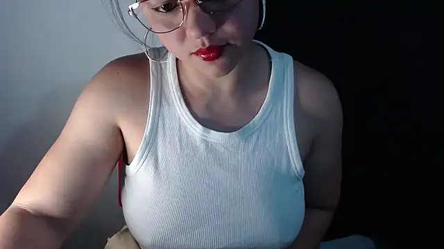 Snapshot of lizbodu chatting on April 25, 2026, 10:18 pm lizbodu online show from April 25, 2026, 10:18 pm