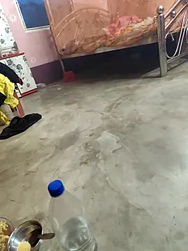 Snapshot of Xmanash chatting on November 16, 2025, 7:51 pm Xmanash online show from November 16, 2025, 7:51 pm