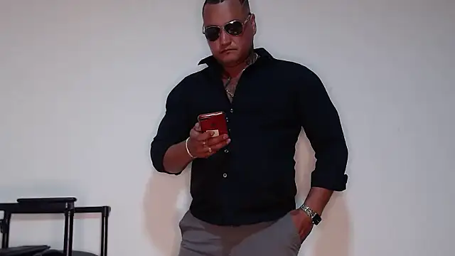 Snapshot of hardrock982 chatting on October 30, 2025, 2:25 pm hardrock982 online show from October 30, 2025, 2:25 pm