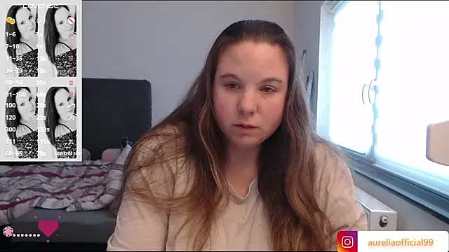 AureliaWinter online show from November 5, 2025, 7:22 am