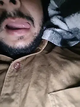 romanpussylover online show from December 22, 2025, 7:52 am