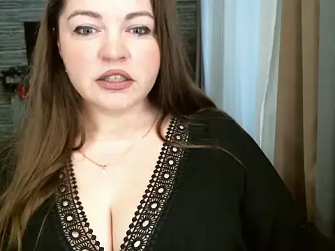 Snapshot of cute__cherry chatting on February 14, 2025, 1:40 pm cute  cherry online show from February 14, 2025, 1:40 pm