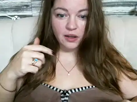 Snapshot of cute__cherry chatting on January 2, 2025, 9:07 pm cute  cherry online show from January 2, 2025, 9:07 pm