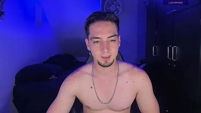 Snapshot of Alex_smith00 chatting on October 15, 2025, 10:40 pm Alex smith00 online show from October 15, 2025, 10:40 pm