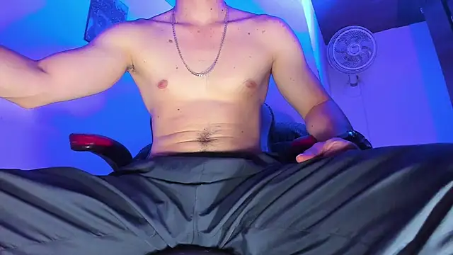 Snapshot of Alex_smith00 chatting on December 1, 2025, 8:42 pm Alex smith00 online show from December 1, 2025, 8:42 pm