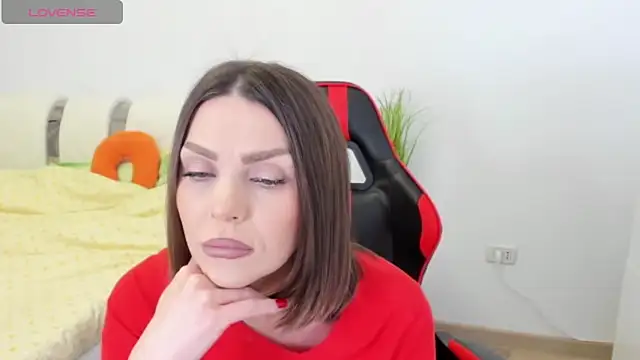 itsmekarina online show from March 12, 2026, 5:06 pm