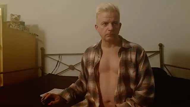 Snapshot of Dragonnyc@xh chatting on November 7, 2025, 3:22 am Dragonnycxh online show from November 7, 2025, 3:22 am