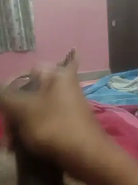 omar23121 online show from January 9, 2025, 7:08 pm