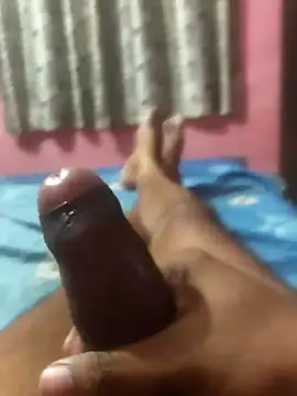 omar23121 online show from March 6, 2025, 3:45 pm