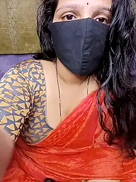 Snapshot of Rising_Smiler chatting on February 5, 2025, 5:42 pm Rising Smiler online show from February 5, 2025, 5:42 pm