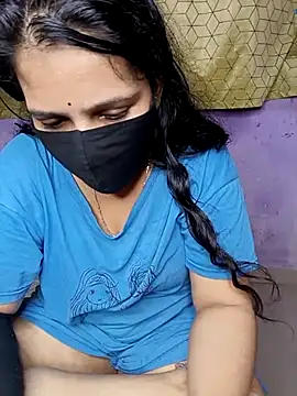 Snapshot of Rising_Smiler chatting on February 21, 2025, 8:27 pm Rising Smiler online show from February 21, 2025, 8:27 pm