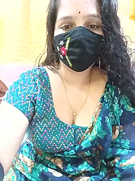 Rising Smiler online show from October 19, 2025, 9:01 am