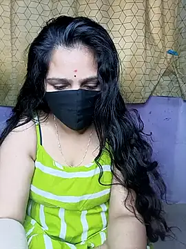 Snapshot of Rising_Smiler chatting on February 20, 2025, 9:22 am Rising Smiler online show from February 20, 2025, 9:22 am