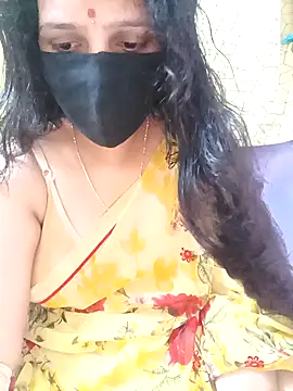 Snapshot of Rising_Smiler chatting on January 26, 2025, 5:44 pm Rising Smiler online show from January 26, 2025, 5:44 pm