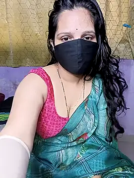 Snapshot of Rising_Smiler chatting on February 21, 2025, 9:45 am Rising Smiler online show from February 21, 2025, 9:45 am