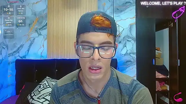 angel sexyevil online show from September 14, 2025, 12:27 pm