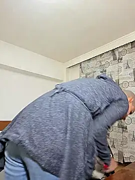 hotSANDRA STARR online show from October 9, 2025, 6:08 pm