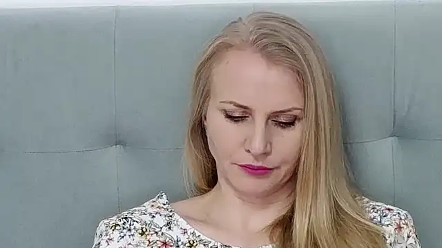 K  Adrienne online show from March 2, 2025, 9:10 am