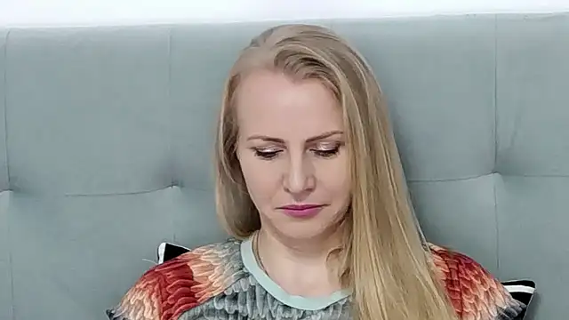 K  Adrienne online show from March 17, 2025, 6:07 am