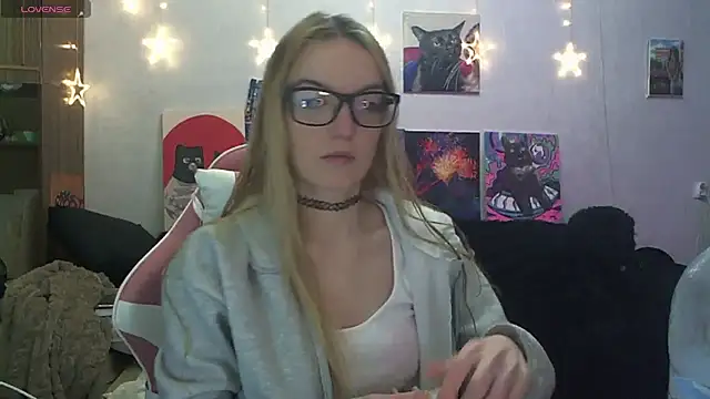 Snapshot of SecretSophia chatting on February 1, 2026, 10:30 pm SecretSophia online show from February 1, 2026, 10:30 pm