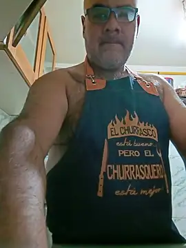 Snapshot of PhillDrake11 chatting on July 22, 2026, 11:29 pm PhillDrake11 online show from July 22, 2026, 11:29 pm