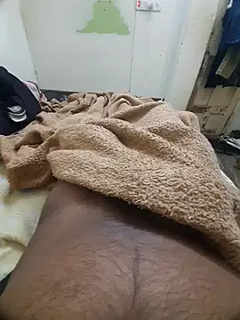 raji9290 online show from January 14, 2026, 12:36 am