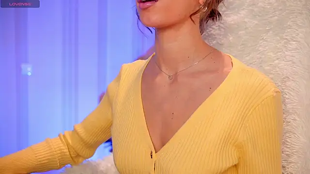 Snapshot of Danielle_Thomas chatting on January 30, 2025, 11:44 am Danielle Thomas online show from January 30, 2025, 11:44 am