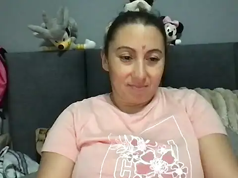 maryxex28 online show from December 3, 2025, 8:08 pm