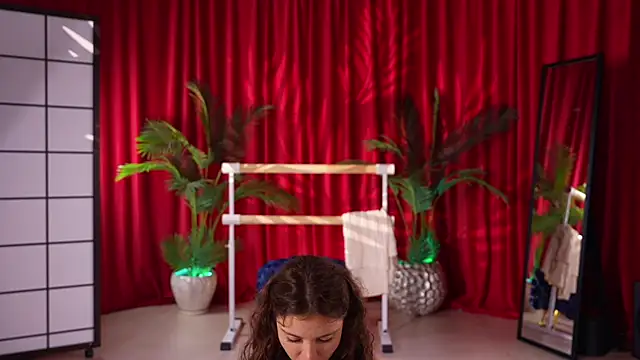 KittyCaitlin online show from September 10, 2025, 12:09 am