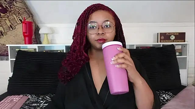 -khayaparker online show from March 11, 2026, 3:17 pm