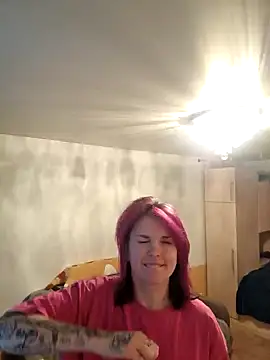 LazyTanukii online show from December 4, 2024, 4:15 am