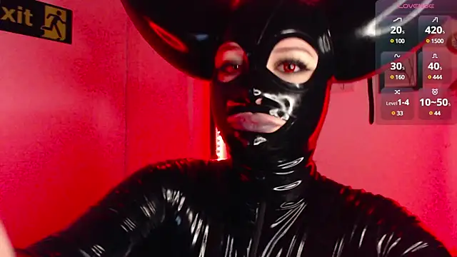 Snapshot of auroralatexprincess chatting on March 19, 2025, 6:23 pm auroralatexprincess online show from March 19, 2025, 6:23 pm