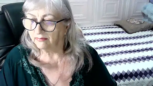 Snapshot of LolkaAlyss chatting on November 27, 2025, 3:29 am LolkaAlyss online show from November 27, 2025, 3:29 am