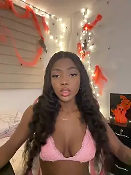 Vane Rossee online show from October 3, 2025, 11:39 pm