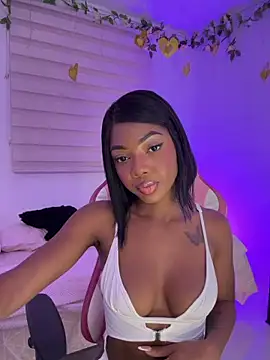 Snapshot of Vane_Rossee chatting on May 31, 2026, 12:16 am Vane Rossee online show from May 31, 2026, 12:16 am