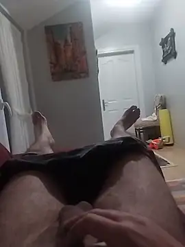 Snapshot of Aykut1990 chatting on February 14, 2026, 6:41 pm Aykut1990 online show from February 14, 2026, 6:41 pm