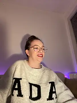 FemDom RubyKnightXXO online show from November 1, 2025, 5:18 pm