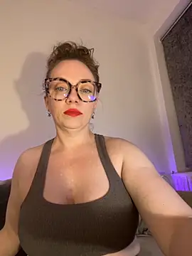 Snapshot of FemDom_RubyKnightXXO chatting on September 11, 2025, 9:15 pm FemDom RubyKnightXXO online show from September 11, 2025, 9:15 pm
