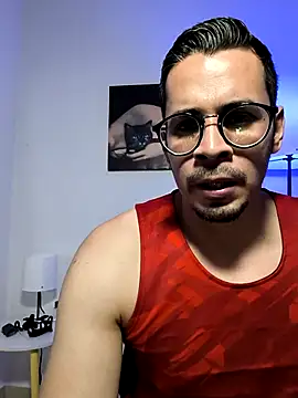 Snapshot of towers_j chatting on January 5, 2026, 7:28 pm towers j online show from January 5, 2026, 7:28 pm