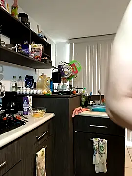 Snapshot of towers_j chatting on January 16, 2026, 5:06 pm towers j online show from January 16, 2026, 5:06 pm