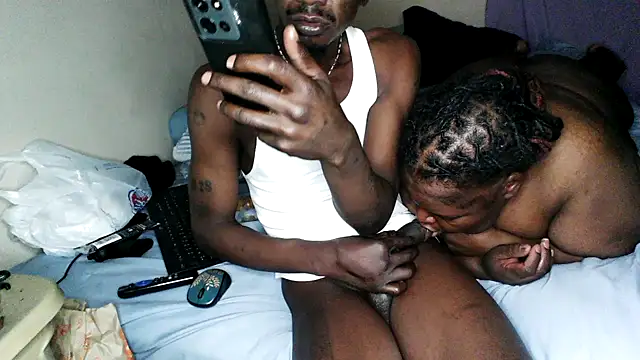 Snapshot of RinsingWood84 chatting on February 15, 2026, 7:09 am RinsingWood84 online show from February 15, 2026, 7:09 am