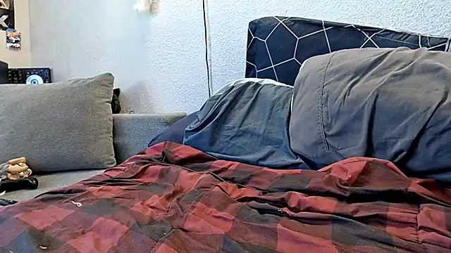 pyrowuff online show from March 1, 2025, 9:59 pm