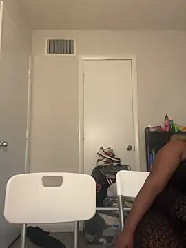 Snapshot of DancingLemonade chatting on January 19, 2025, 10:06 pm DancingLemonade online show from January 19, 2025, 10:06 pm