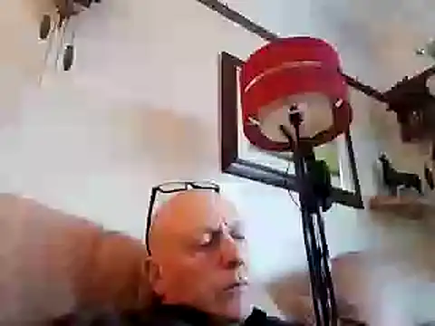 keeenn11 online show from February 13, 2025, 8:17 am