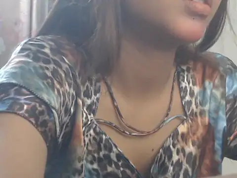Snapshot of NancyRuvi chatting on May 23, 2026, 5:23 pm NancyRuvi online show from May 23, 2026, 5:23 pm