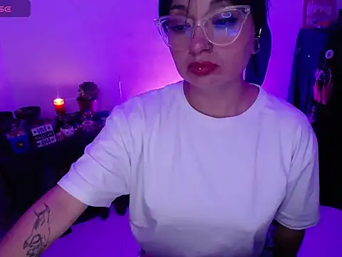 Snapshot of Alexa-Sweet69 chatting on December 12, 2024, 12:27 am Alexa-Sweet69 online show from December 12, 2024, 12:27 am