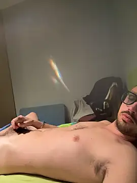 minga1995 online show from October 4, 2025, 8:49 am