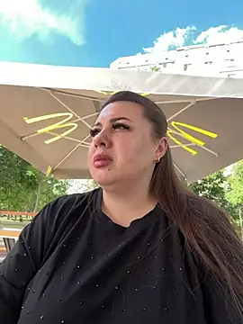 Sara Slow online show from July 9, 2026, 1:43 pm