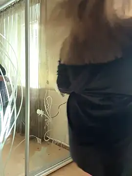 Snapshot of Sara_Slow chatting on January 1, 2025, 10:54 am Sara Slow online show from January 1, 2025, 10:54 am